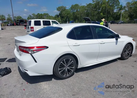 2019 Toyota Camry Se z USA, uszkodzony, nr VIN 4T1B11HK8KU226604